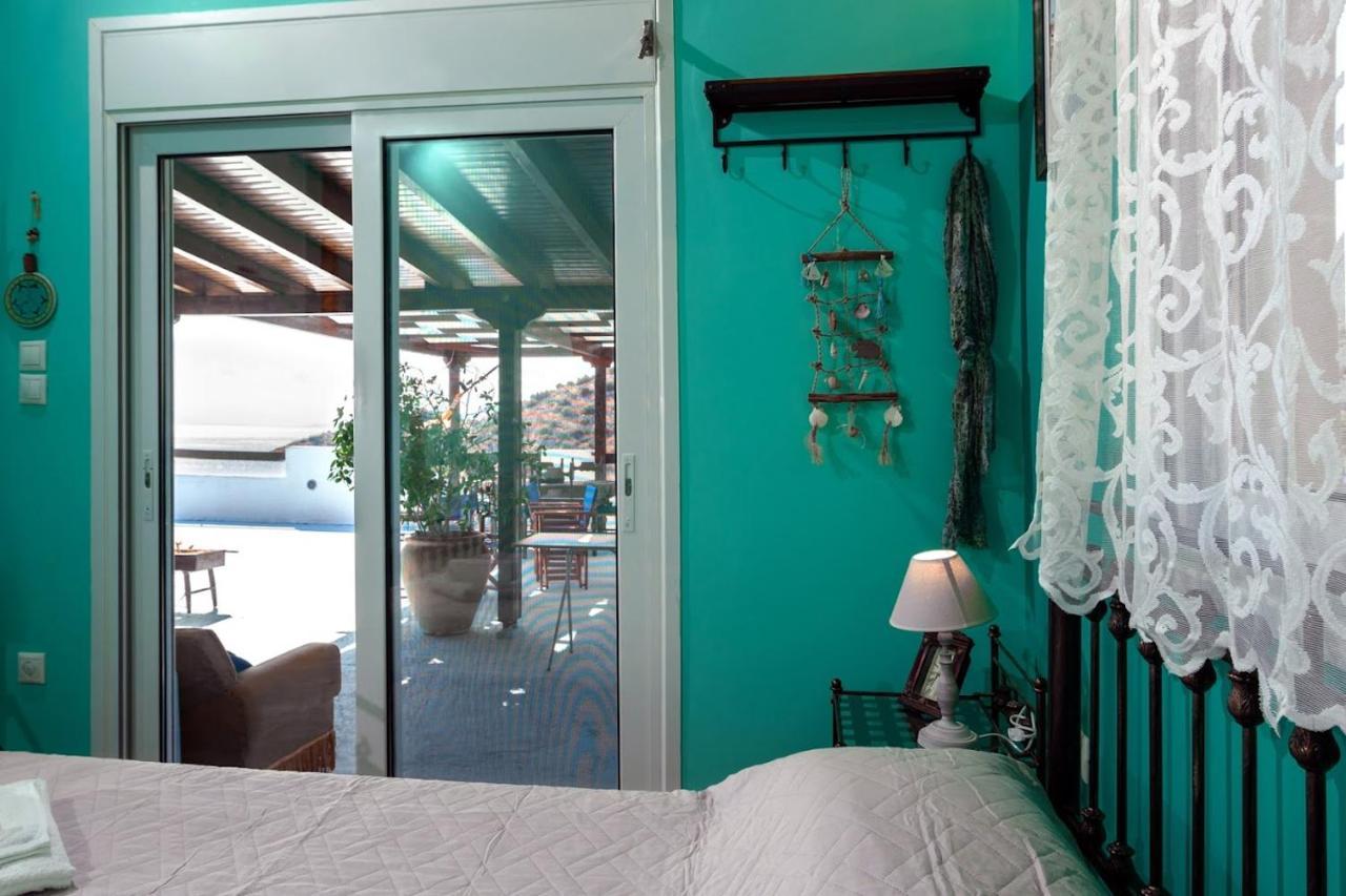 Villa Saronic Seafront à Salamine Extérieur photo