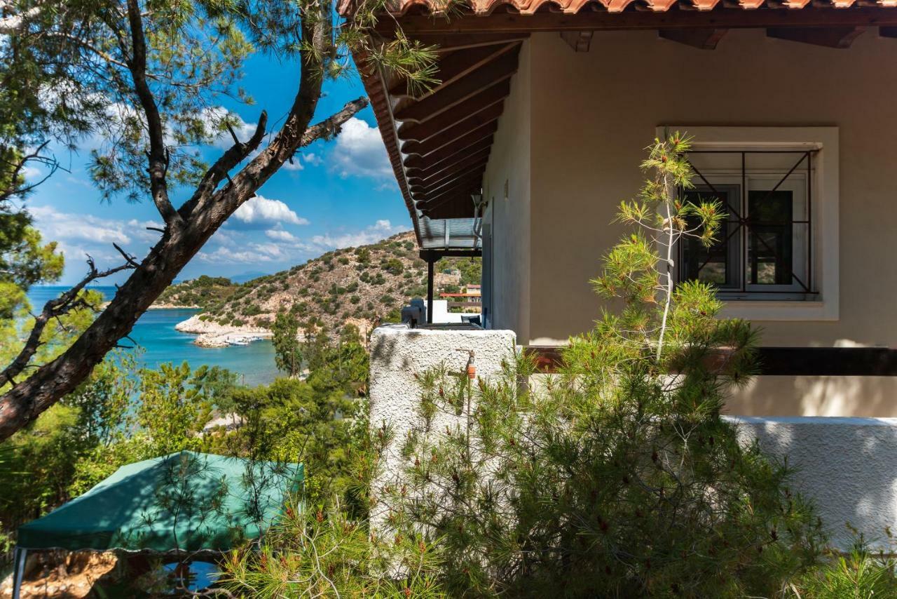 Villa Saronic Seafront à Salamine Extérieur photo